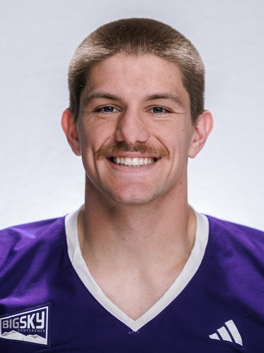 Noah Kjar on the official Weber State football roster.